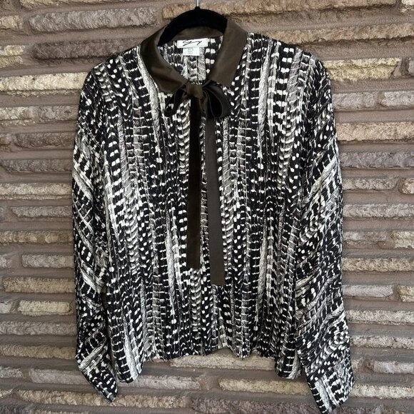 Genny Vintage 80s Italian Designer 100% Silk Blouse - Picture 8 of 10